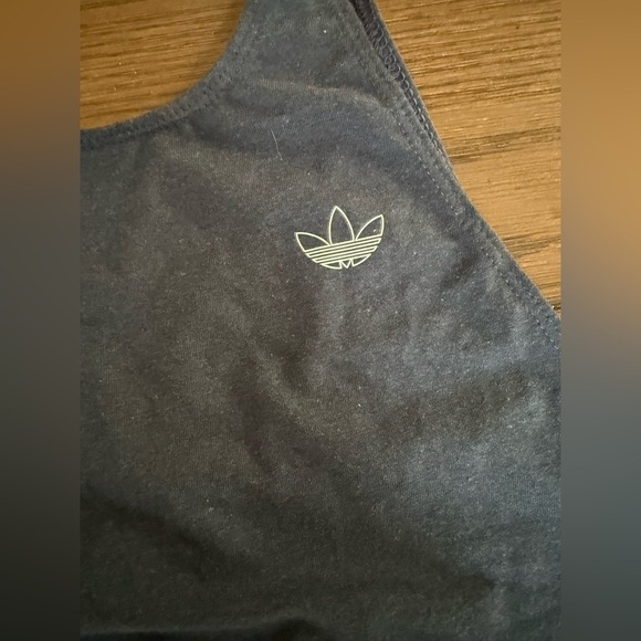 adidas Originals Fakten Bra Scoop Back Sport Activewear Top Size Medium NWT - Picture 4 of 6